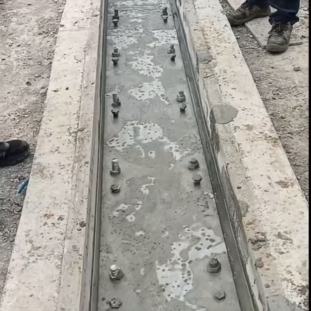 建阳港口码头起重机龙门吊重型机械设备稳固用早强快凝轨道胶泥